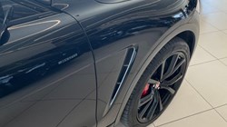 2020 (20) JAGUAR F-PACE 5.0 Supercharged V8 SVR 5dr Auto AWD 5700621