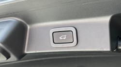 2020 (20) JAGUAR F-PACE 5.0 Supercharged V8 SVR 5dr Auto AWD 5700641