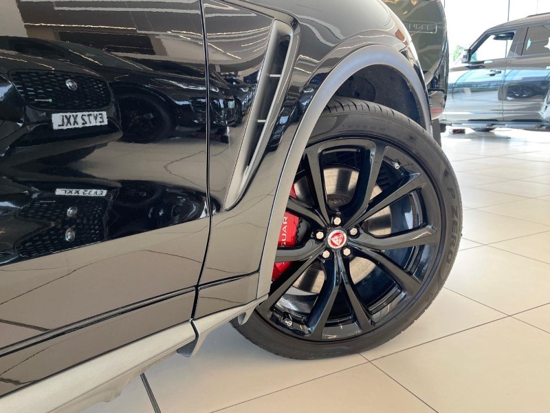 2020 (20) JAGUAR F-PACE 5.0 Supercharged V8 SVR 5dr Auto AWD 5700650