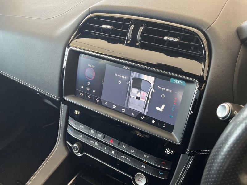 2020 (20) JAGUAR F-PACE 5.0 Supercharged V8 SVR 5dr Auto AWD 5700637