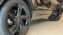 2023 (23) LAND ROVER DISCOVERY 3.0 D250 R-Dynamic SE 5dr Auto 5721229