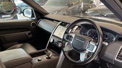 2023 (23) LAND ROVER DISCOVERY 3.0 D250 R-Dynamic SE 5dr Auto 5721236
