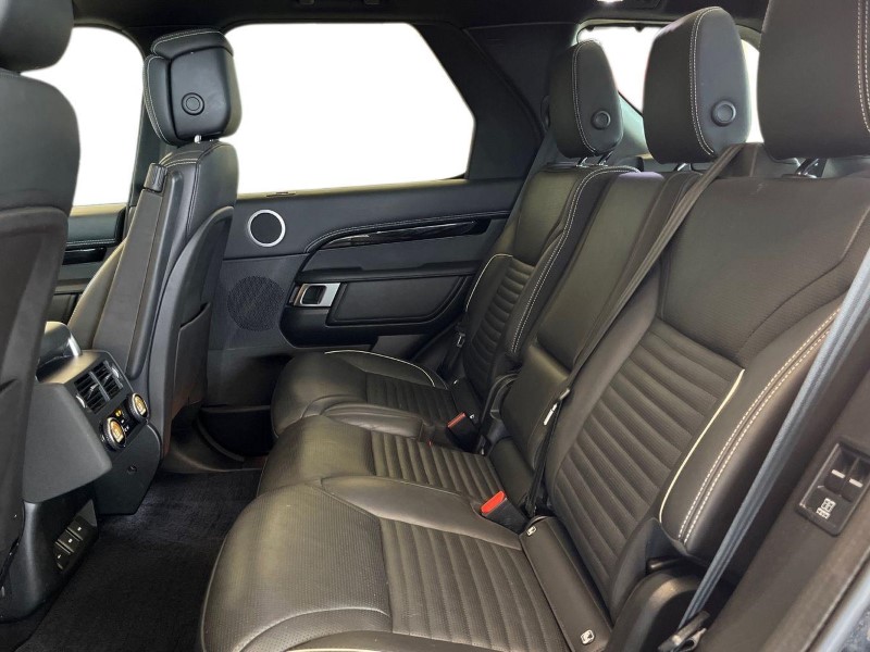 2023 (23) LAND ROVER DISCOVERY 3.0 D250 R-Dynamic SE 5dr Auto 5721185