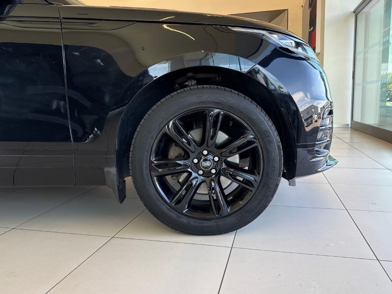 2022 (22) LAND ROVER RANGE ROVER VELAR 2.0 D200 Edition 5dr Auto 5707801