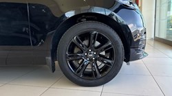 2022 (22) LAND ROVER RANGE ROVER VELAR 2.0 D200 Edition 5dr Auto 5707801