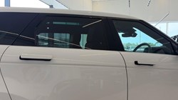 2022 (22) LAND ROVER RANGE ROVER EVOQUE 1.5 P300e Evoque Edition 5dr Auto 5723784