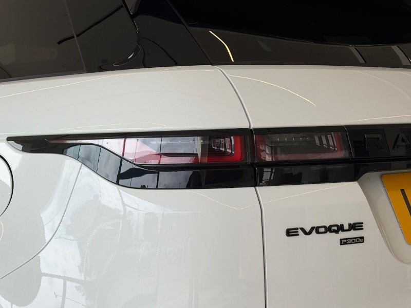 2022 (22) LAND ROVER RANGE ROVER EVOQUE 1.5 P300e Evoque Edition 5dr Auto 5723749
