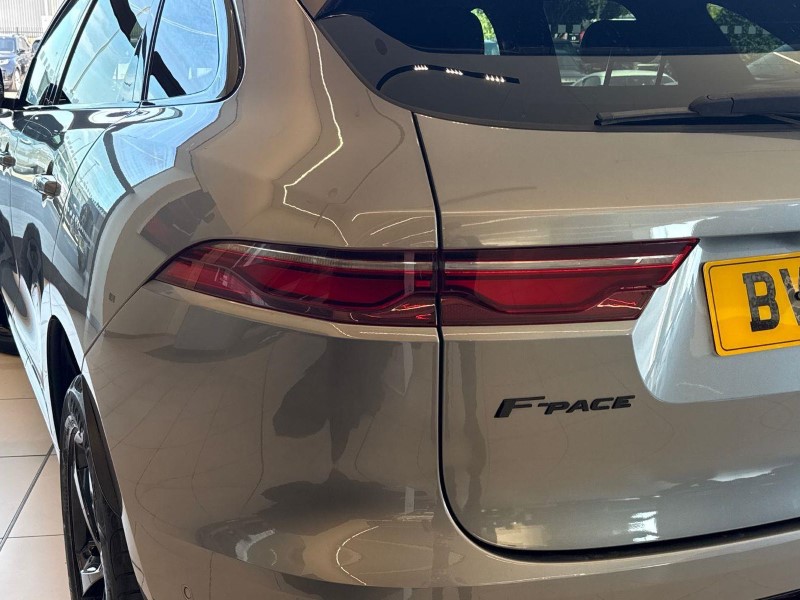 2021 (21) JAGUAR F-PACE 2.0 D200 R-Dynamic S 5dr Auto AWD 5709320