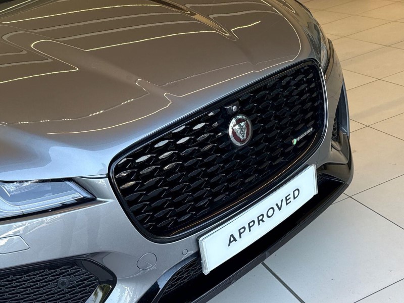 2021 (21) JAGUAR F-PACE 2.0 D200 R-Dynamic S 5dr Auto AWD 5709342
