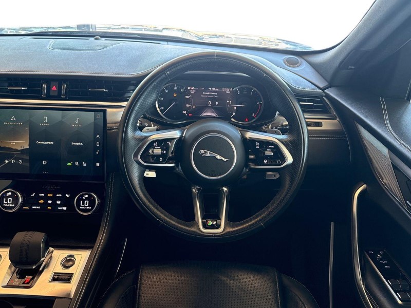 2021 (21) JAGUAR F-PACE 2.0 D200 R-Dynamic S 5dr Auto AWD 5709316