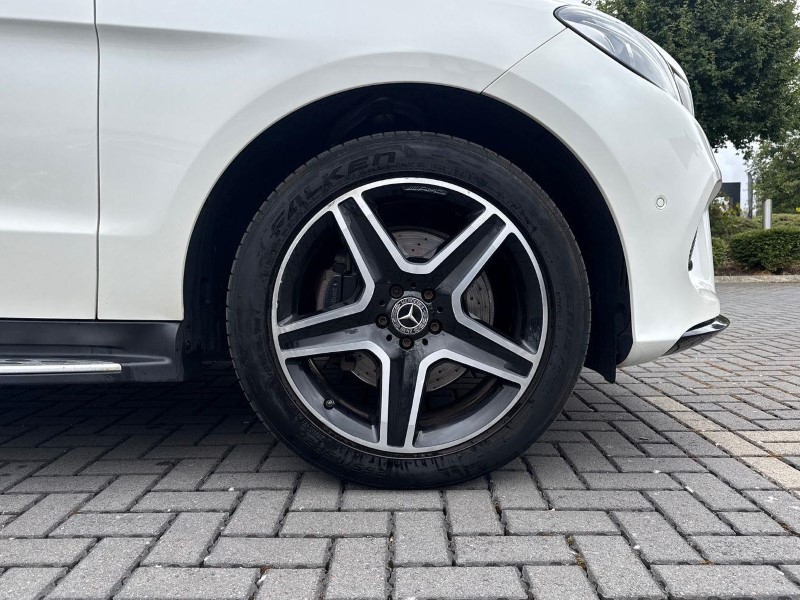 2017 (67) MERCEDES-BENZ GLE 250d 4Matic AMG Line Premium 5dr 9G-Tronic 5721808