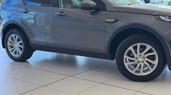 2018 (68) LAND ROVER DISCOVERY SPORT 2.0 TD4 180 SE Tech 5dr Auto 5777731