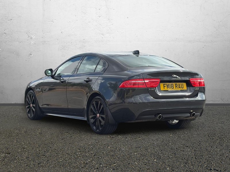 2018 (18) JAGUAR XE 2.0d [240] R-Sport 4dr Auto AWD 5729496
