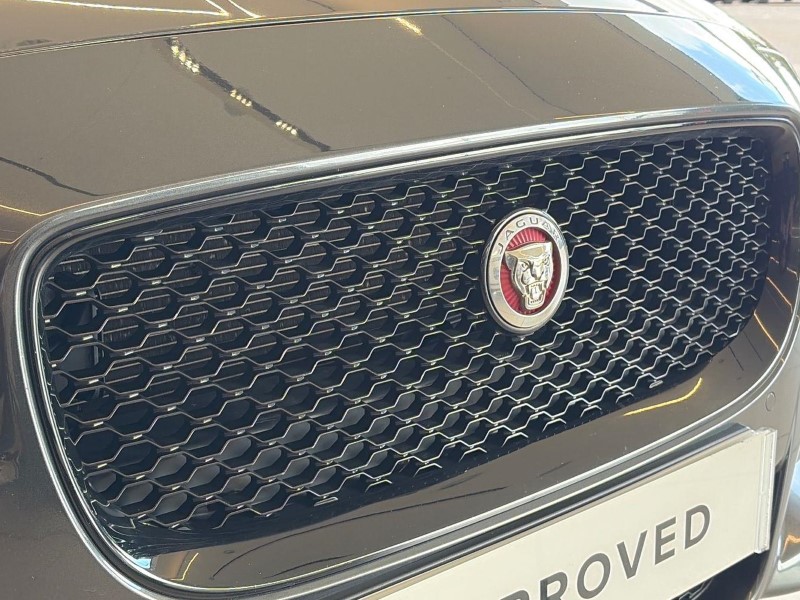 2018 (18) JAGUAR XE 2.0d [240] R-Sport 4dr Auto AWD 5729534