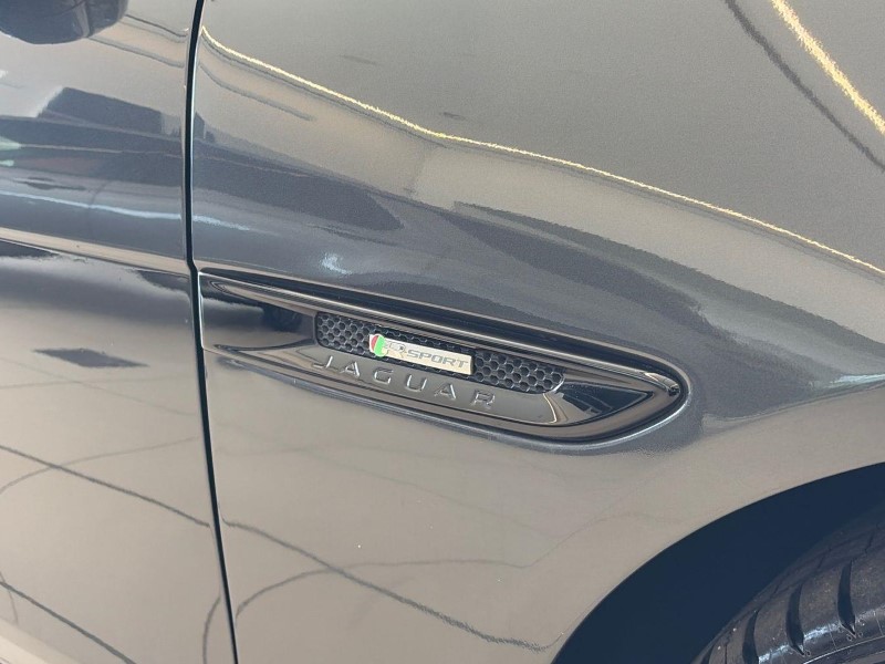 2018 (18) JAGUAR XE 2.0d [240] R-Sport 4dr Auto AWD 5729514