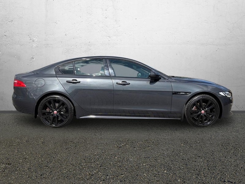2018 (18) JAGUAR XE 2.0d [240] R-Sport 4dr Auto AWD 5729499