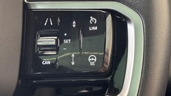 2022 (72) LAND ROVER RANGE ROVER EVOQUE 1.5 P300e Evoque Edition 5dr Auto 5723423