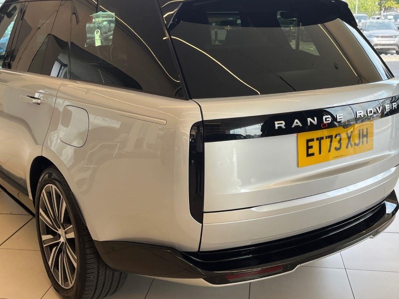 2023 (73) LAND ROVER RANGE ROVER 3.0 P550e Autobiography 4dr Auto 5713910