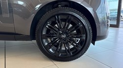 2023 (23) LAND ROVER RANGE ROVER 4.4 P530 V8 First Edition 4dr Auto 5719586