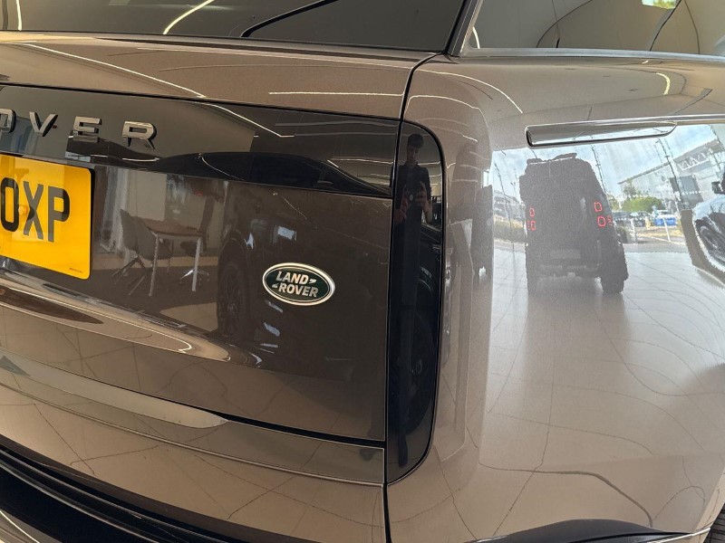 2023 (23) LAND ROVER RANGE ROVER 4.4 P530 V8 First Edition 4dr Auto 5719626