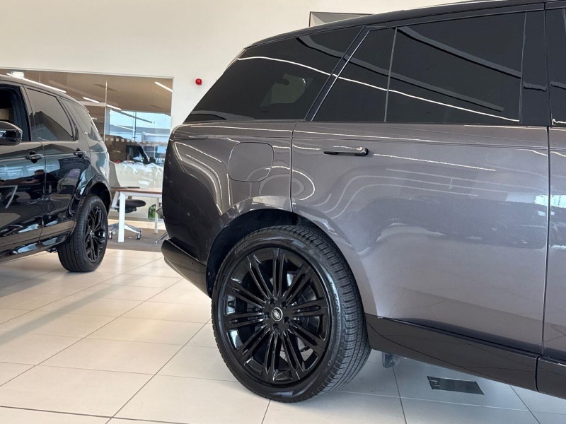 2023 (23) LAND ROVER RANGE ROVER 4.4 P530 V8 First Edition 4dr Auto 5719633