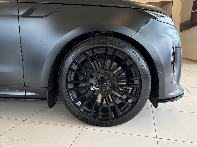 2026 (26) Range Rover Sport 4.4 P635 V8 SV Ultimate Edition 5Dr Auto Estate 5960237
