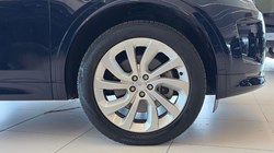 2023 (23) LAND ROVER DISCOVERY SPORT 2.0 D200 R-Dynamic HSE 5dr Auto 5725705