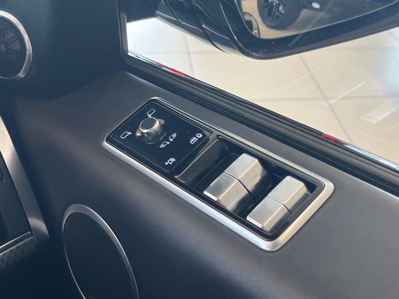 2018 (18) LAND ROVER RANGE ROVER SPORT 3.0 SDV6 HSE Dynamic 5dr Auto 5712663