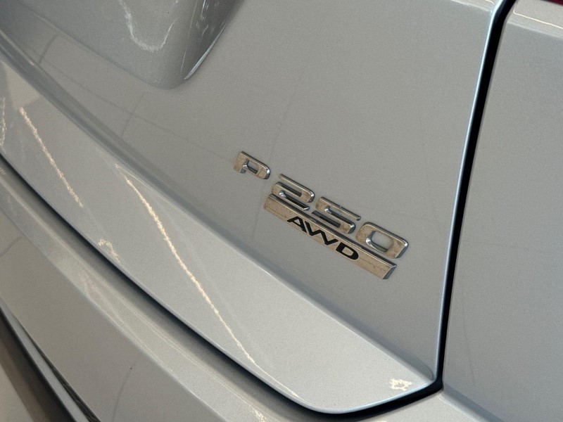2020 (20) JAGUAR E-PACE 2.0 R-Dynamic HSE 5dr Auto 5711453