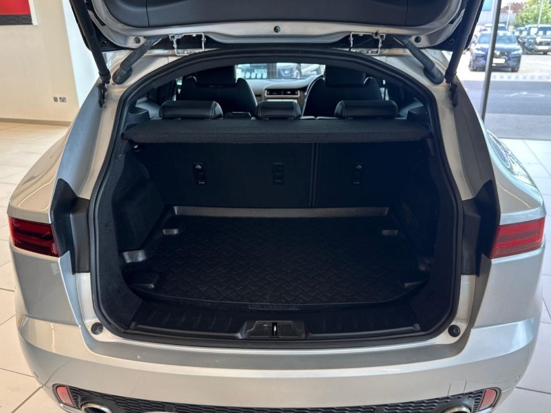 2020 (20) JAGUAR E-PACE 2.0 R-Dynamic HSE 5dr Auto 5711419