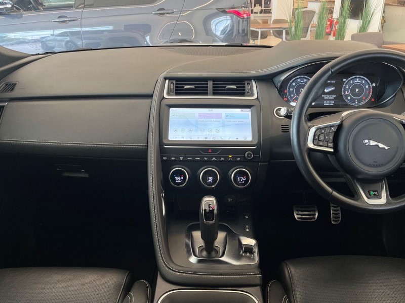 2020 (20) JAGUAR E-PACE 2.0 R-Dynamic HSE 5dr Auto 5711367