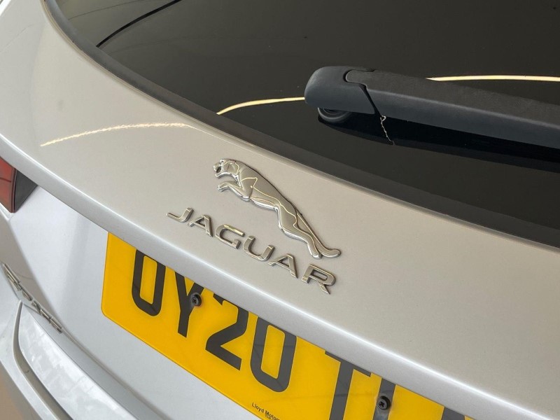 2020 (20) JAGUAR E-PACE 2.0 R-Dynamic HSE 5dr Auto 5711398