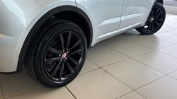 2020 (20) JAGUAR E-PACE 2.0 R-Dynamic HSE 5dr Auto 5711455