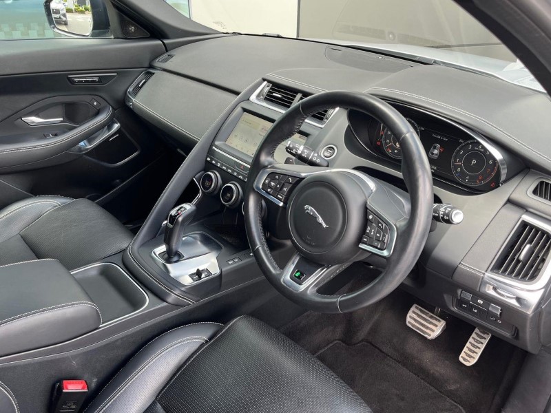 2020 (20) JAGUAR E-PACE 2.0 R-Dynamic HSE 5dr Auto 5711405