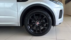 2020 (20) JAGUAR E-PACE 2.0 R-Dynamic HSE 5dr Auto 5711417