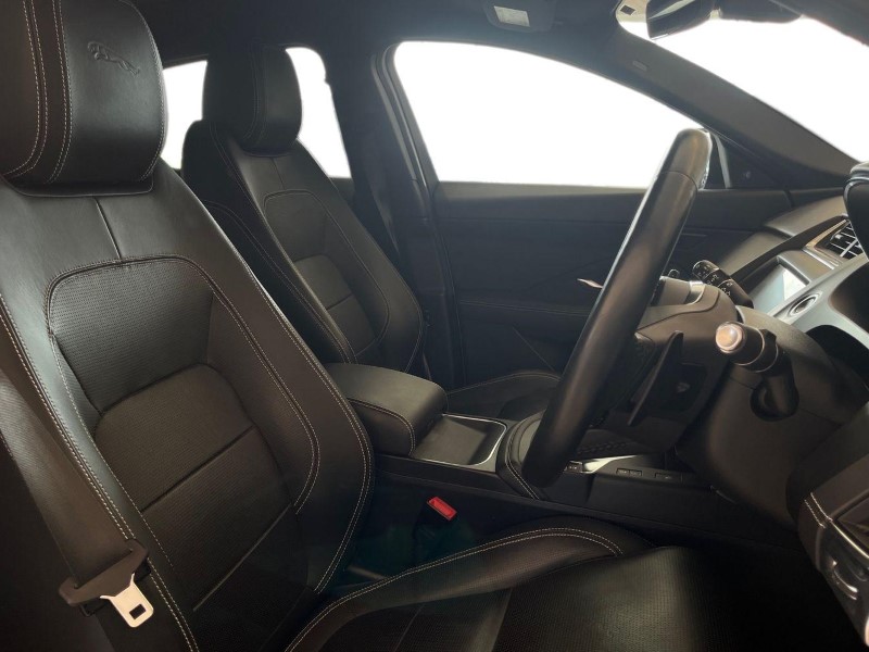 2020 (20) JAGUAR E-PACE 2.0 R-Dynamic HSE 5dr Auto 5711378