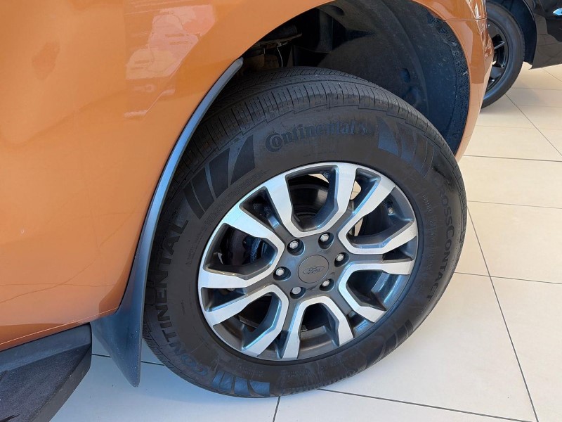 2019 (69) FORD COMMERCIAL RANGER Pick Up Double Cab Wildtrak 3.2 EcoBlue 200 Auto 5719436