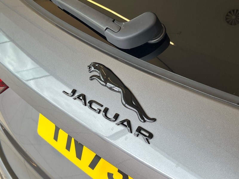 2023 (73) JAGUAR F-PACE 2.0 D200 R-Dynamic HSE Black 5dr Auto AWD 5726329