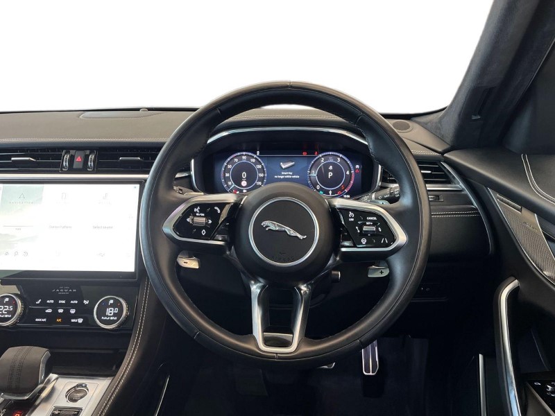 2023 (73) JAGUAR F-PACE 2.0 D200 R-Dynamic HSE Black 5dr Auto AWD 5726296