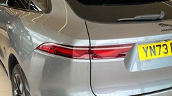 2023 (73) JAGUAR F-PACE 2.0 D200 R-Dynamic HSE Black 5dr Auto AWD 5726300