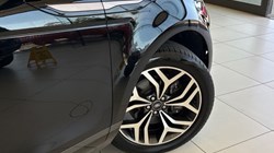 2023 (23) LAND ROVER RANGE ROVER EVOQUE 2.0 D200 R-Dynamic HSE 5dr Auto 5714196
