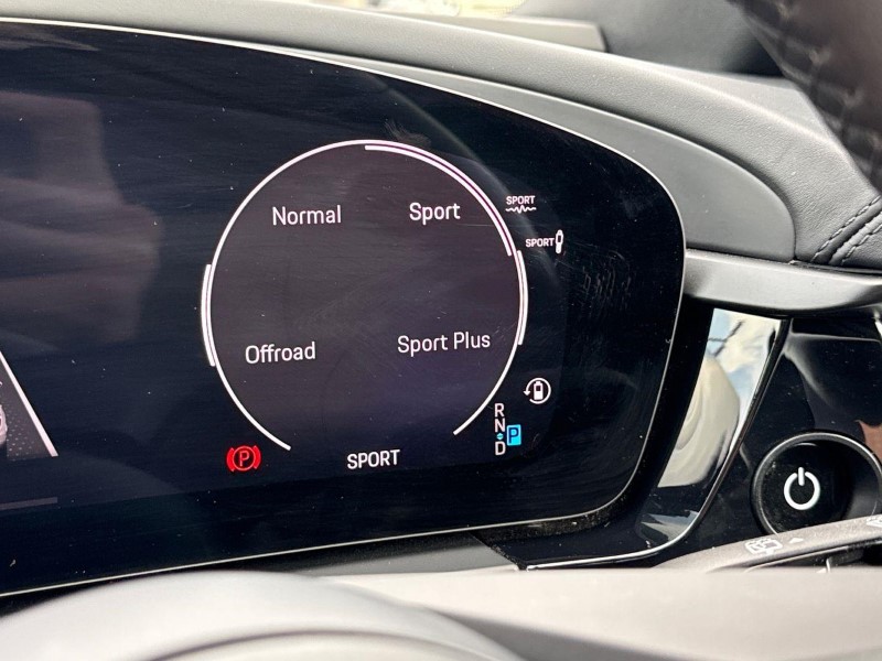 2025 (25) PORSCHE MACAN 380kW 4S 100kWh 5dr Auto 5714451
