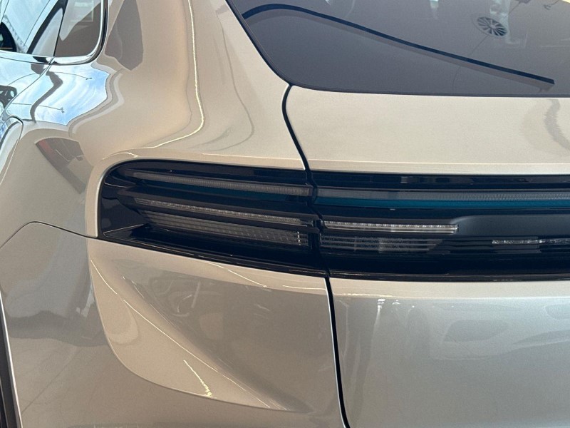 2025 (25) PORSCHE MACAN 380kW 4S 100kWh 5dr Auto 5714437