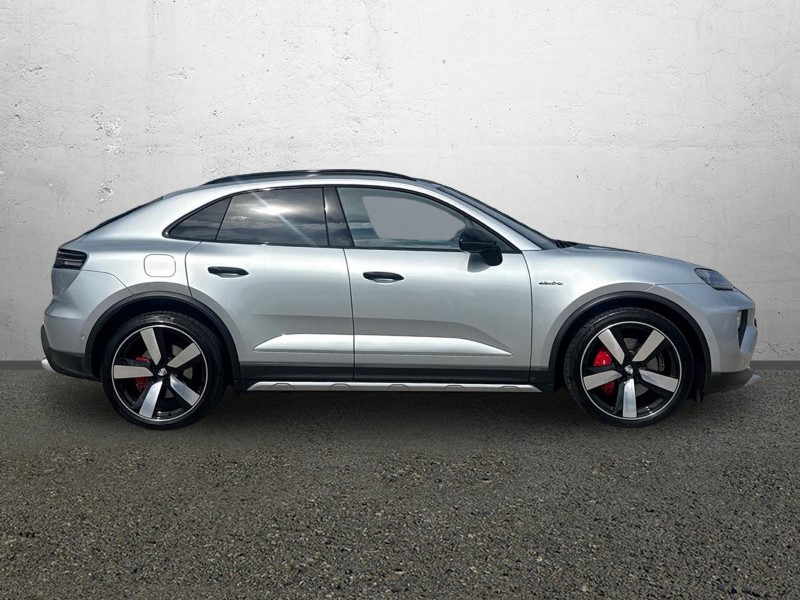 2025 (25) PORSCHE MACAN 380kW 4S 100kWh 5dr Auto 5714423