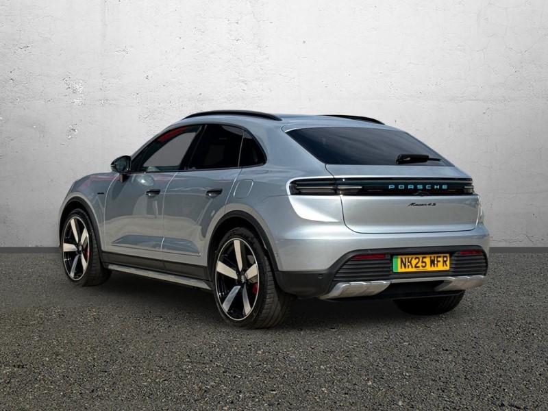 2025 (25) PORSCHE MACAN 380kW 4S 100kWh 5dr Auto 1