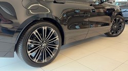 2026 (26) LAND ROVER RANGE ROVER VELAR 2.0 D200 MHEV Belgravia Edition 5dr Auto 5722362