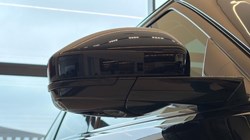 2026 (26) LAND ROVER RANGE ROVER VELAR 2.0 D200 MHEV Belgravia Edition 5dr Auto 5722364