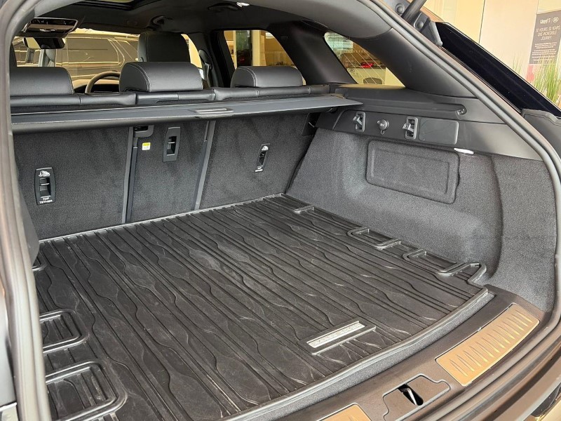2026 (26) LAND ROVER RANGE ROVER VELAR 2.0 D200 MHEV Belgravia Edition 5dr Auto 5722353