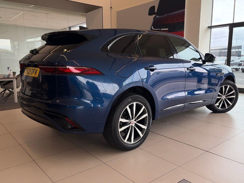 2021 (21) JAGUAR F-PACE 2.0 D200 R-Dynamic SE 5dr Auto AWD 5723723
