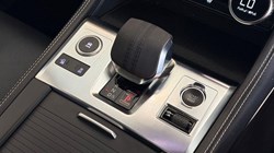 2021 (21) JAGUAR F-PACE 2.0 D200 R-Dynamic SE 5dr Auto AWD 5723682